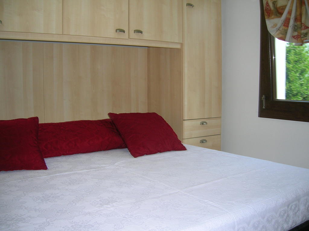 Al Carotin Apartamento Mantello Quarto foto